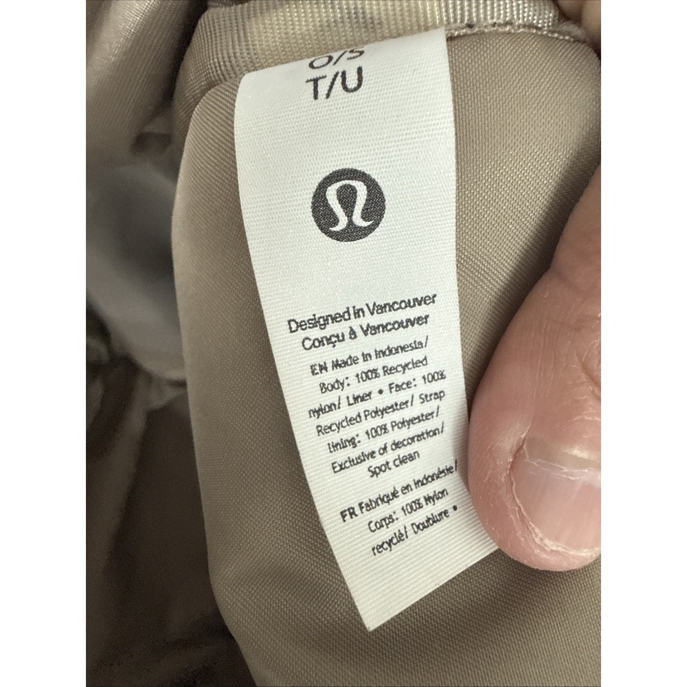 Lululemon Backpack Black - Picture 9 of 12